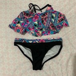 Girls bikini set with fun pattern